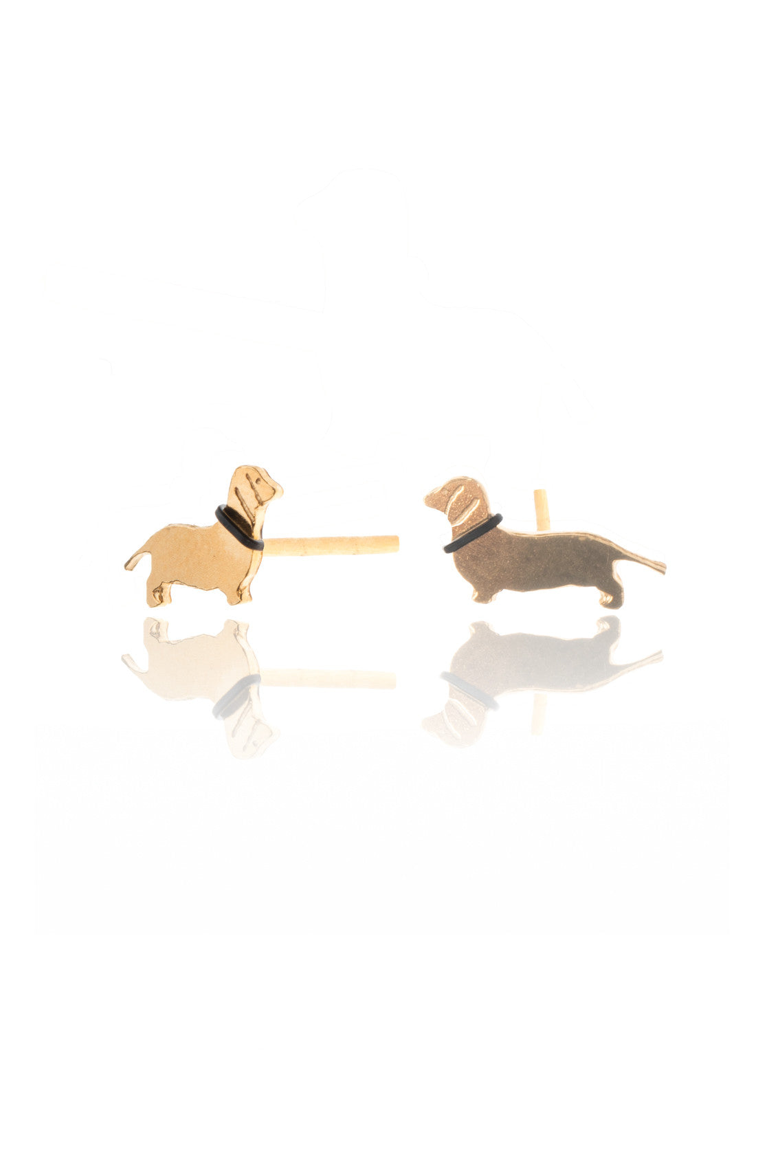22ct gold stud earrings with dog wearing a collar