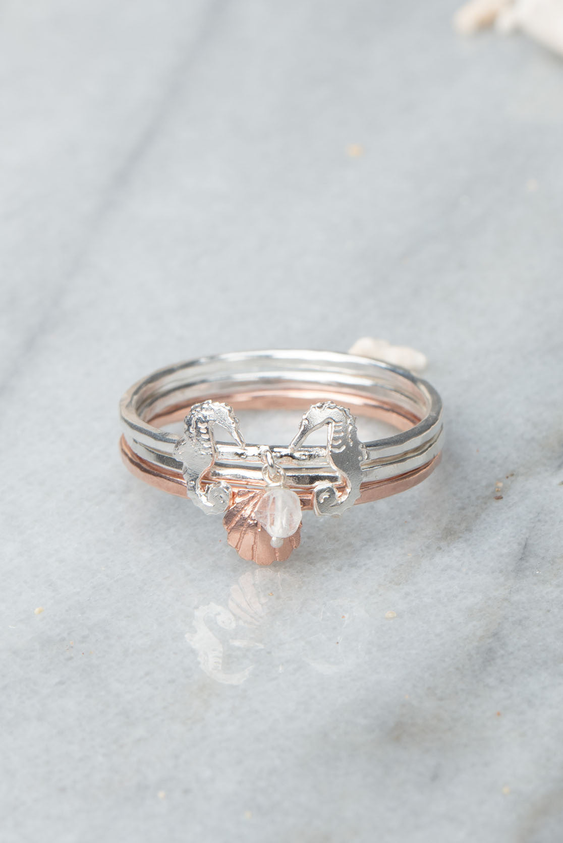 Sea creatures jewelery double ring set with silver and rose gold seahorses