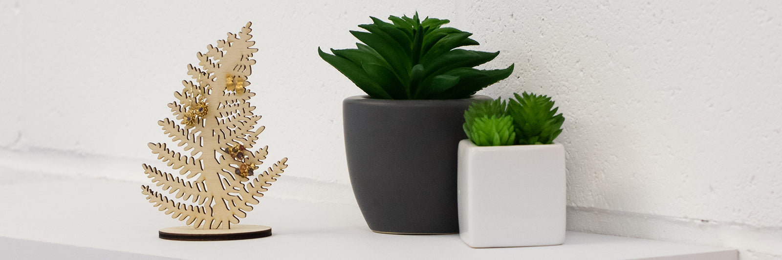 Jewellery Holders & Jewellery Stands