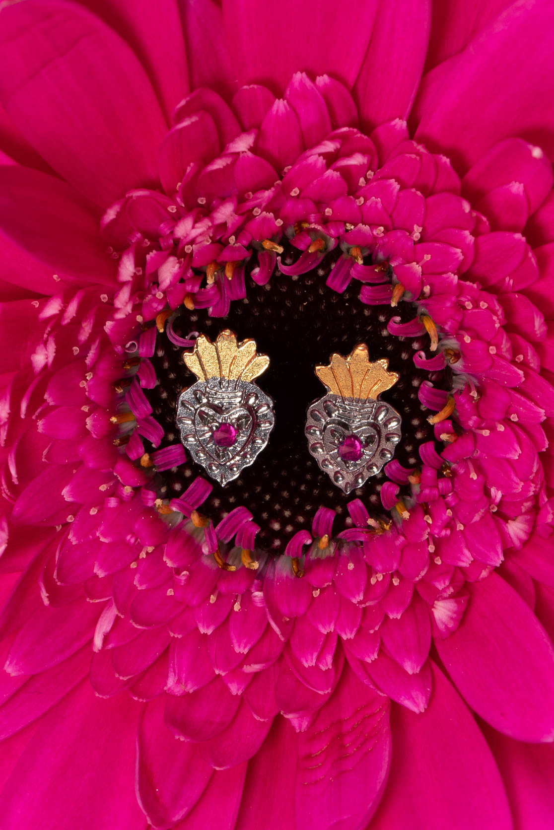 Milagro Heart Stud Earrings