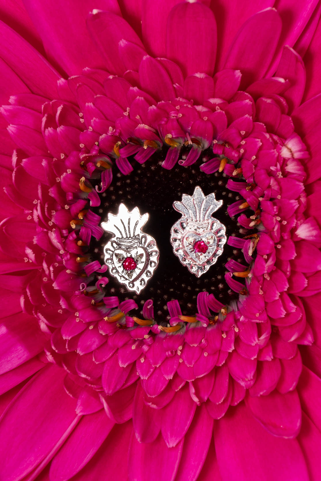 Milagro Heart Stud Earrings