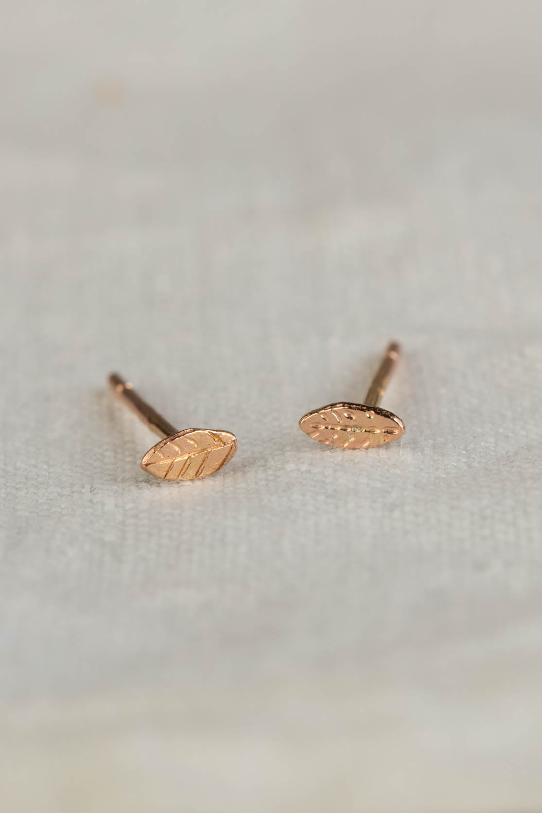 Tiny Leaf Earrings In Solid 18ct Gold